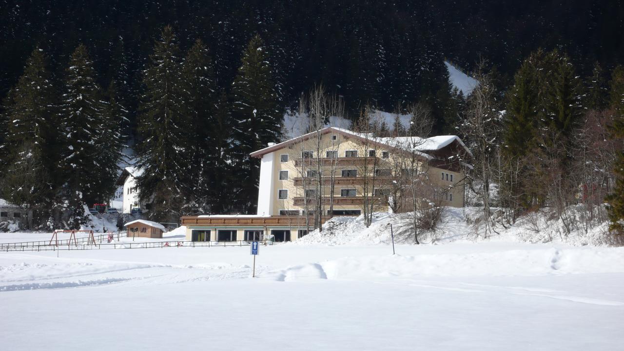 Haus Diana Hotel Reutte Exterior photo
